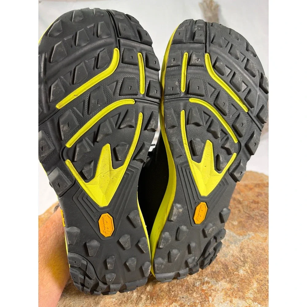 Topo Athletic MTN Racer 3 Mens Black Yellow Trail Running Shoes Vibram US 10.5